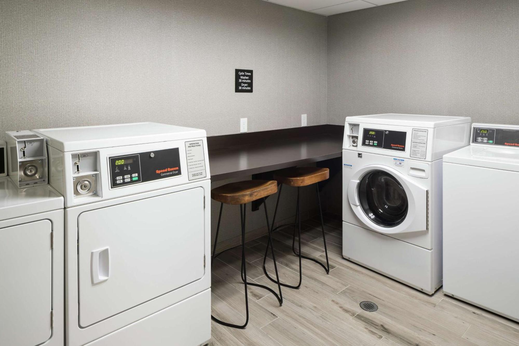 Hampton Inn Los Angeles Santa Clarita Bagian luar foto