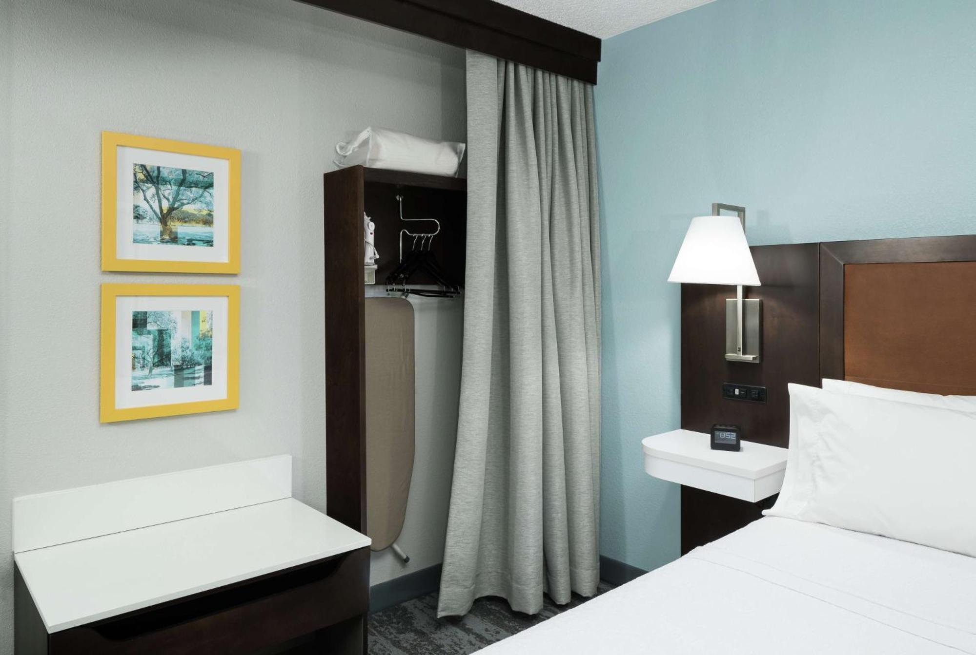 Hampton Inn Los Angeles Santa Clarita Bagian luar foto