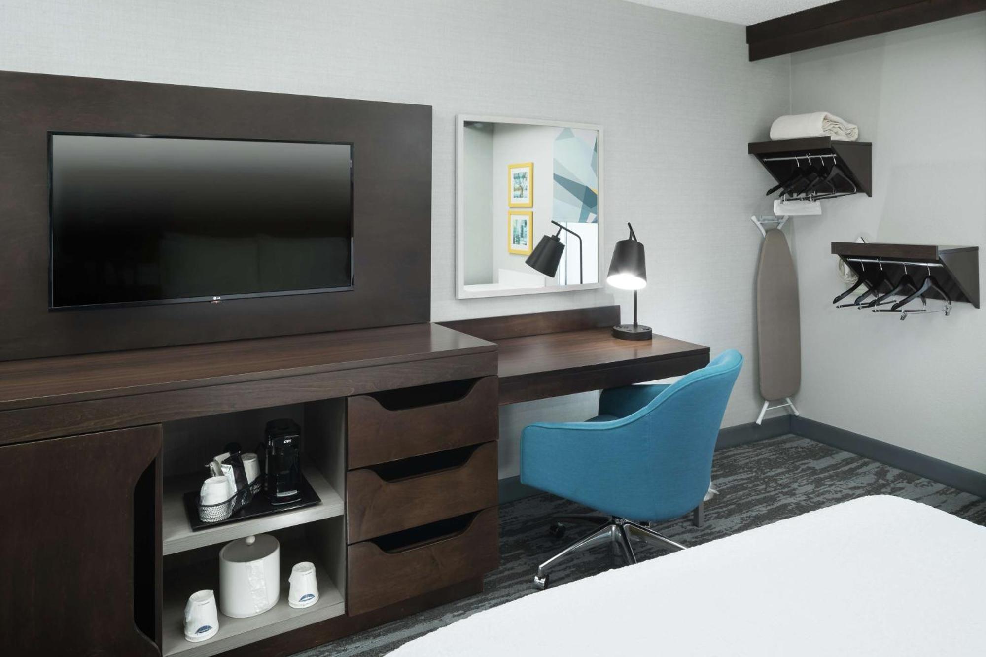 Hampton Inn Los Angeles Santa Clarita Bagian luar foto