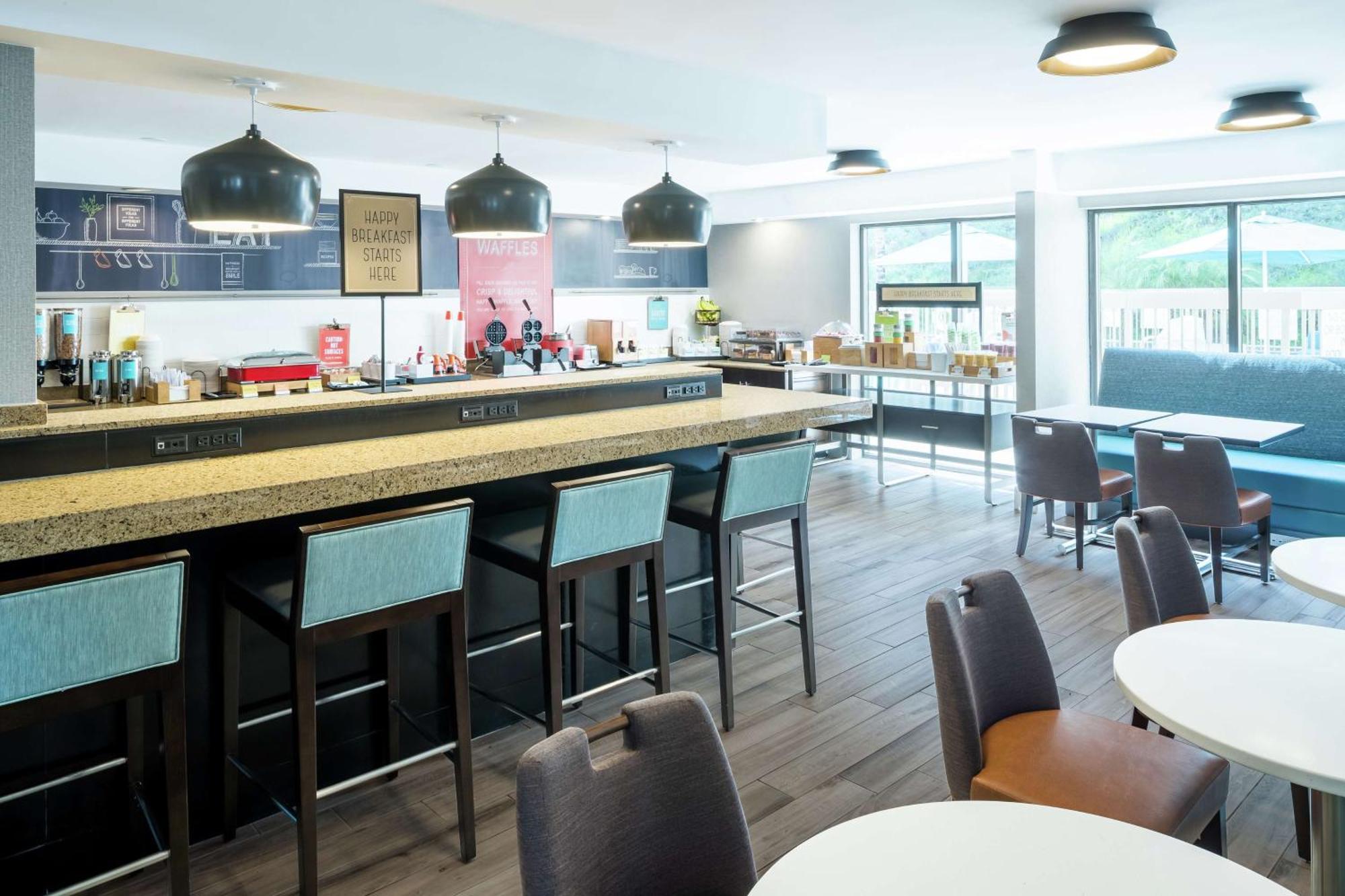 Hampton Inn Los Angeles Santa Clarita Bagian luar foto
