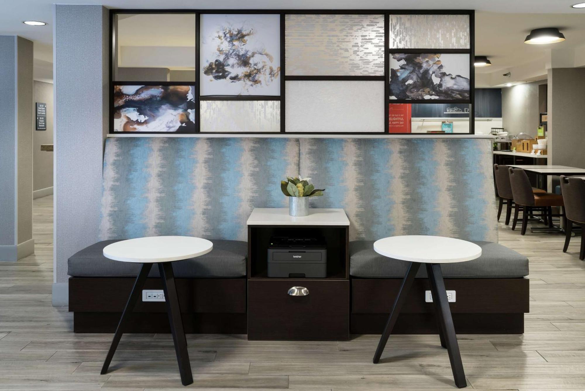 Hampton Inn Los Angeles Santa Clarita Bagian luar foto
